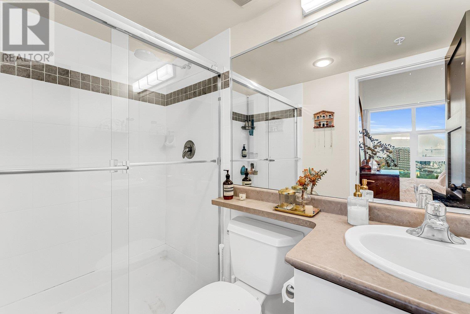 1401 189 National Avenue, Vancouver, British Columbia  V6A 4L8 - Photo 12 - R2830364