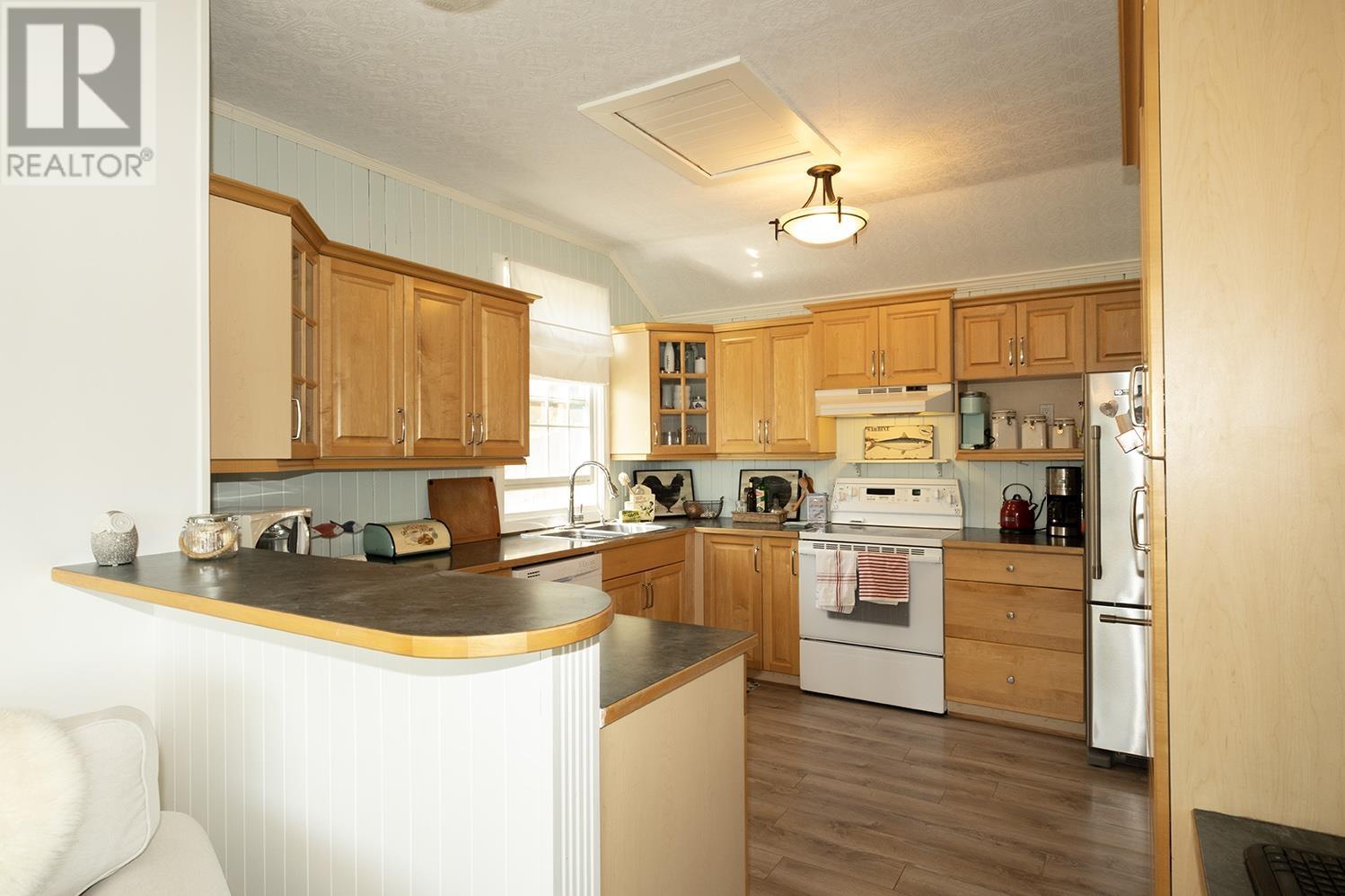 446 Central Avenue, Gibsons, British Columbia  V0N 1V1 - Photo 19 - R2830366