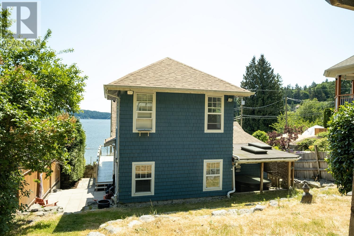 446 Central Avenue, Gibsons, British Columbia  V0N 1V1 - Photo 38 - R2830366