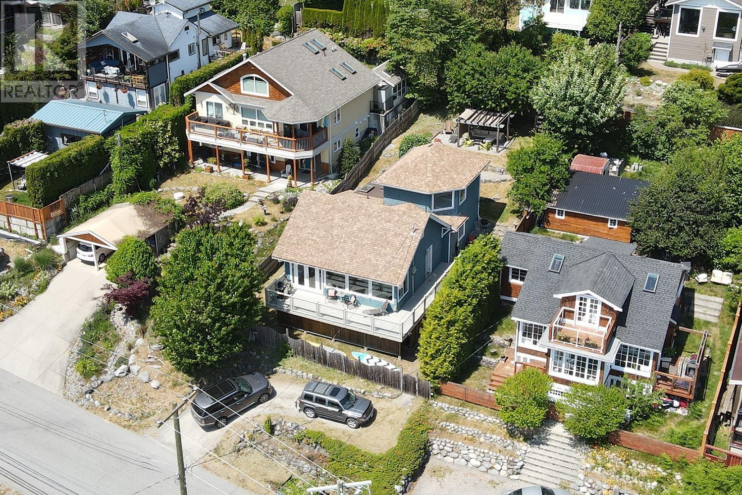 446 Central Avenue, Gibsons, British Columbia  V0N 1V1 - Photo 5 - R2830366