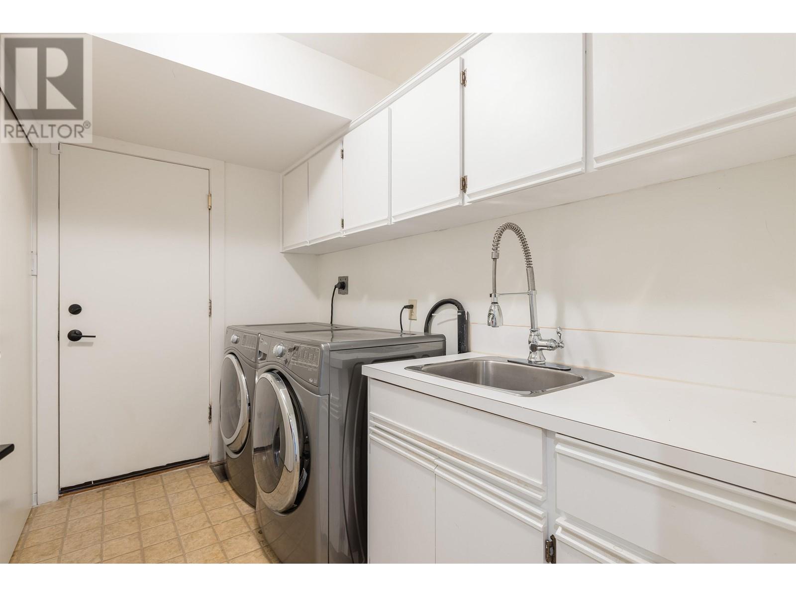 6655 Gamba Drive, Richmond, British Columbia  V7C 2G4 - Photo 25 - R2821207