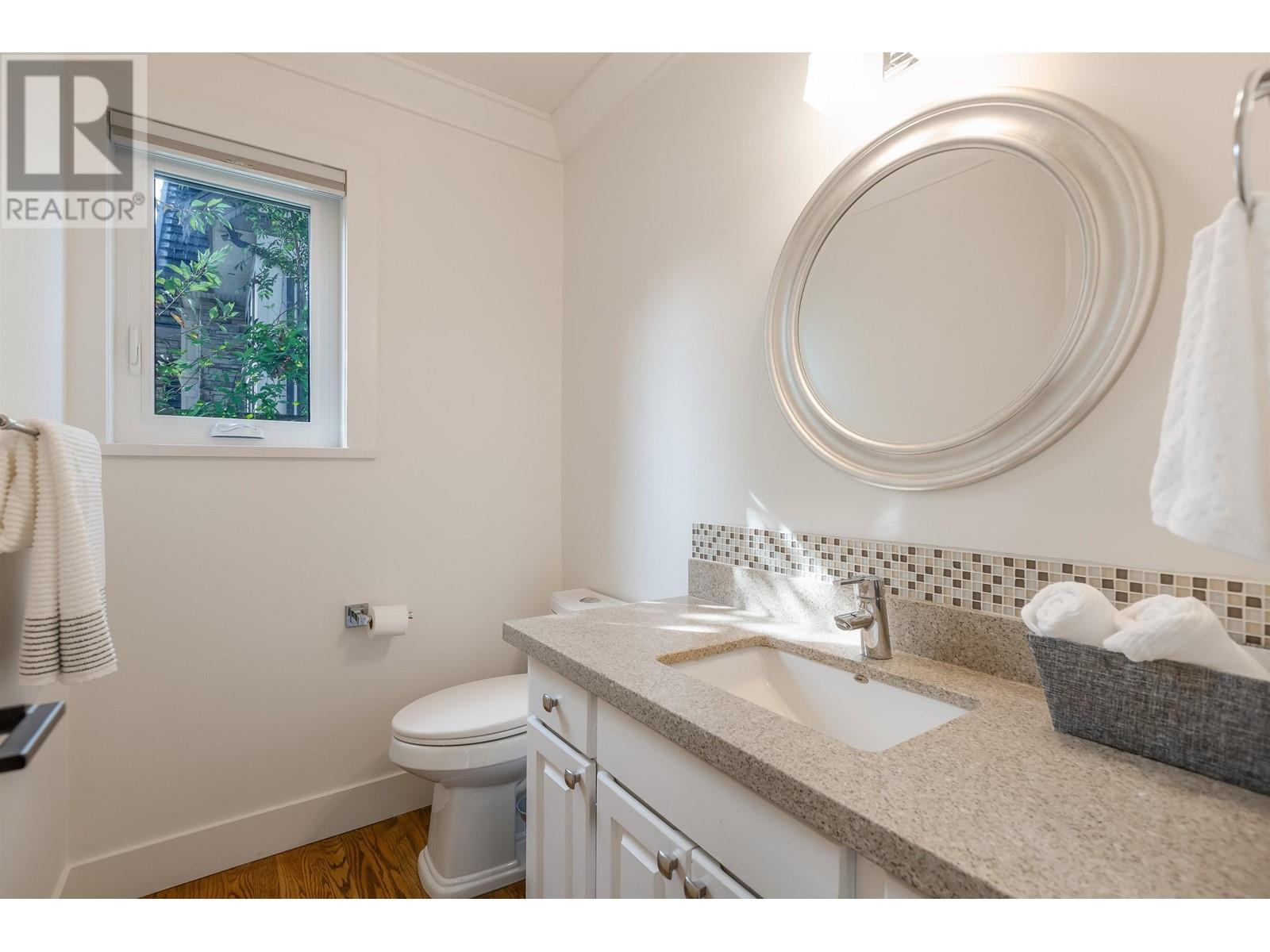 6655 Gamba Drive, Richmond, British Columbia  V7C 2G4 - Photo 15 - R2821207