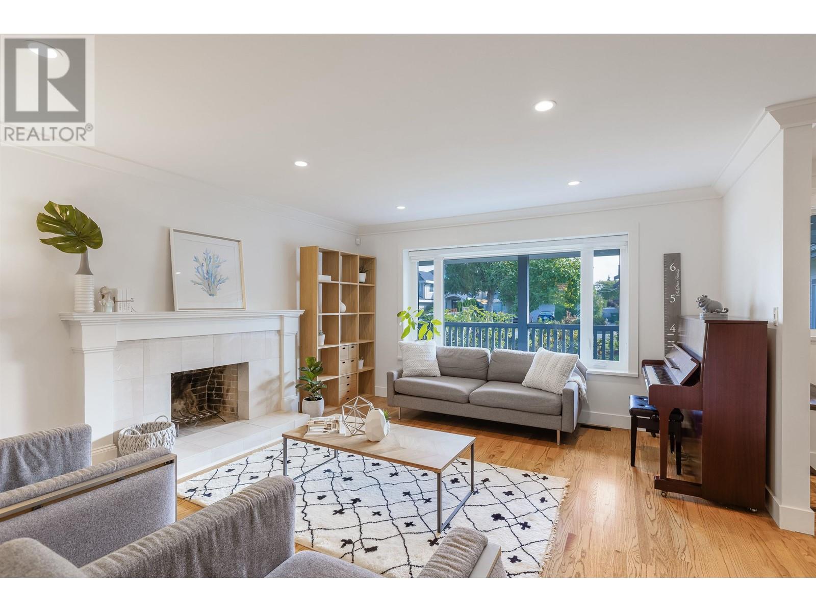 6655 Gamba Drive, Richmond, British Columbia  V7C 2G4 - Photo 3 - R2821207