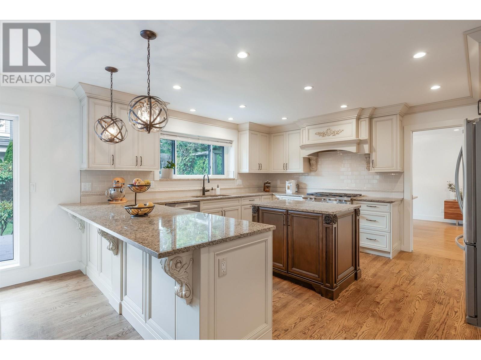 6655 Gamba Drive, Richmond, British Columbia  V7C 2G4 - Photo 8 - R2821207