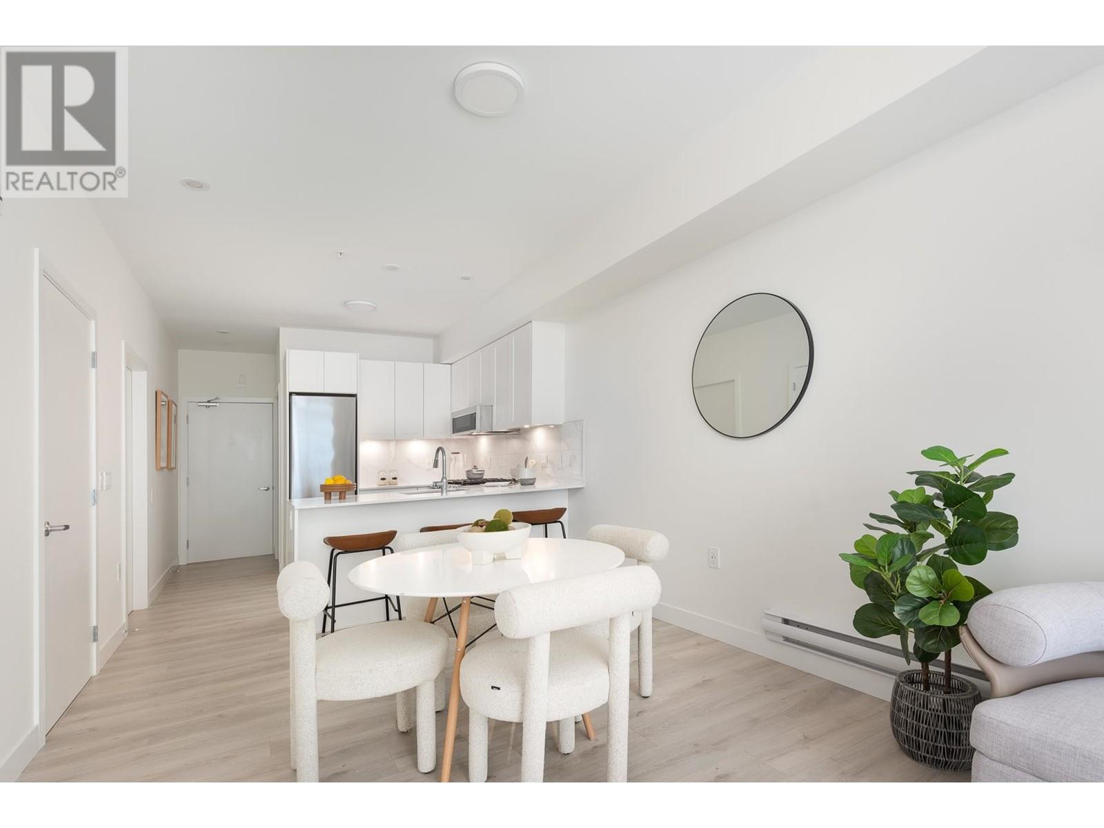 302 2688 Duke Street, Vancouver, British Columbia  V5R 4S9 - Photo 5 - R2830179