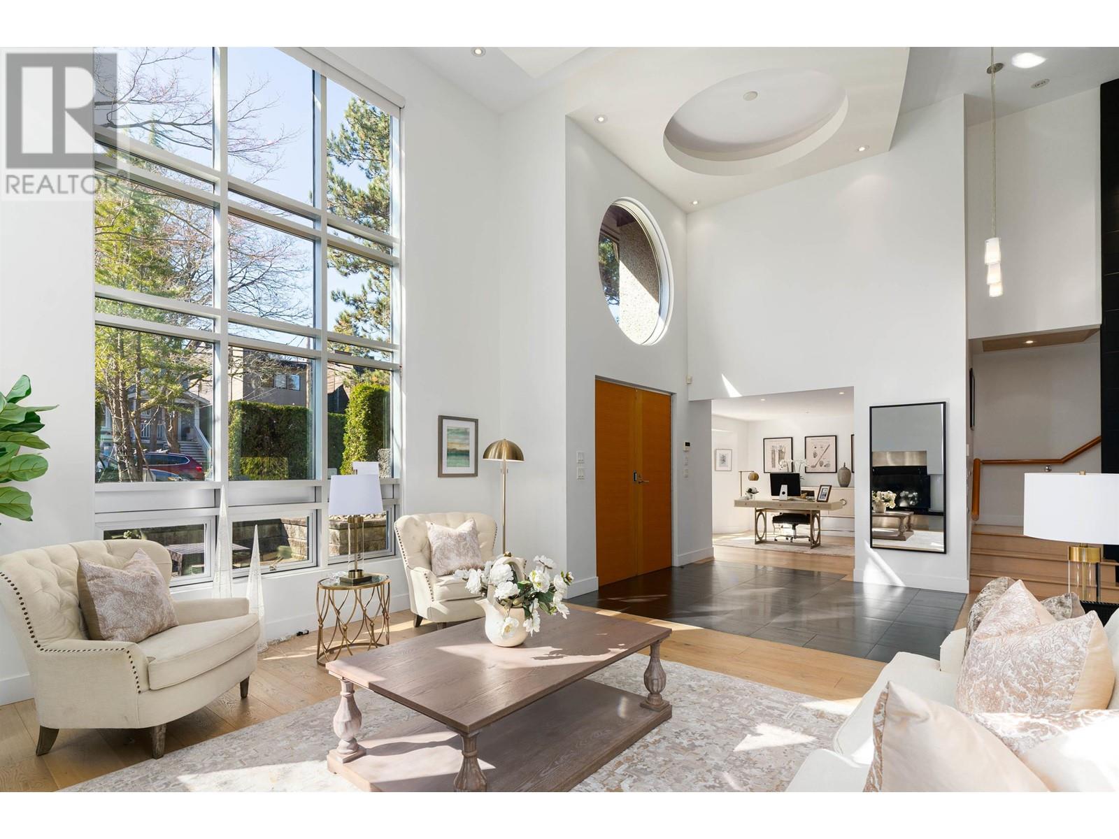 4888 TRAFALGAR STREET, vancouver, British Columbia