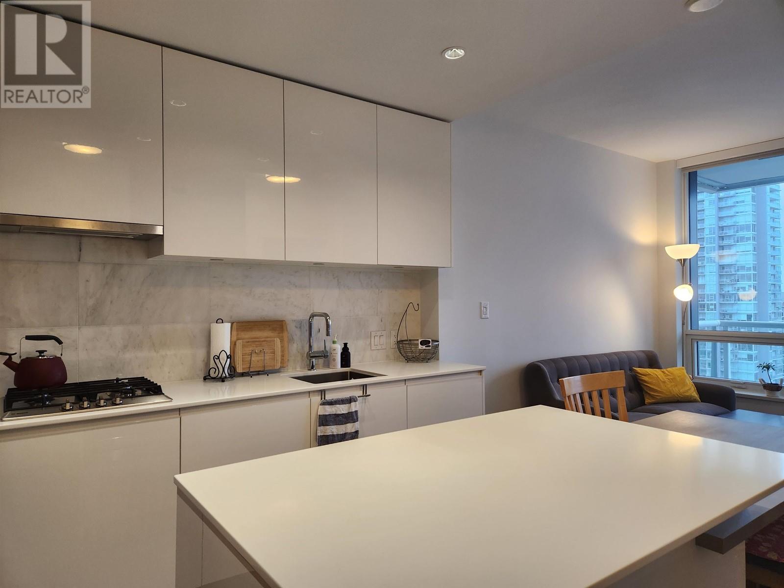 2907 1955 Alpha Way, Burnaby, British Columbia  V5C 0K6 - Photo 2 - R2828533