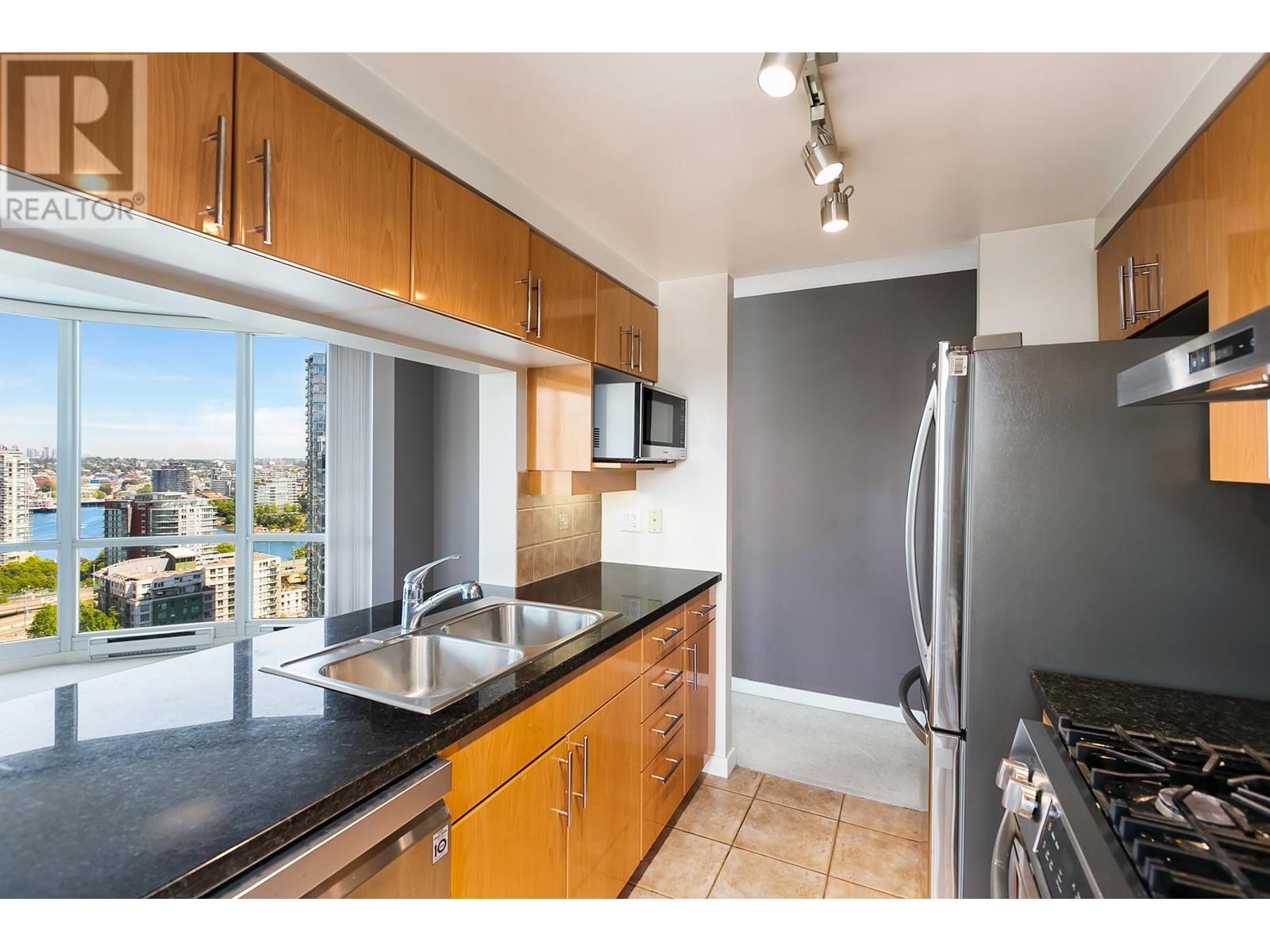 2606 193 Aquarius Mews, Vancouver, British Columbia  V6Z 2Z2 - Photo 8 - R2806973
