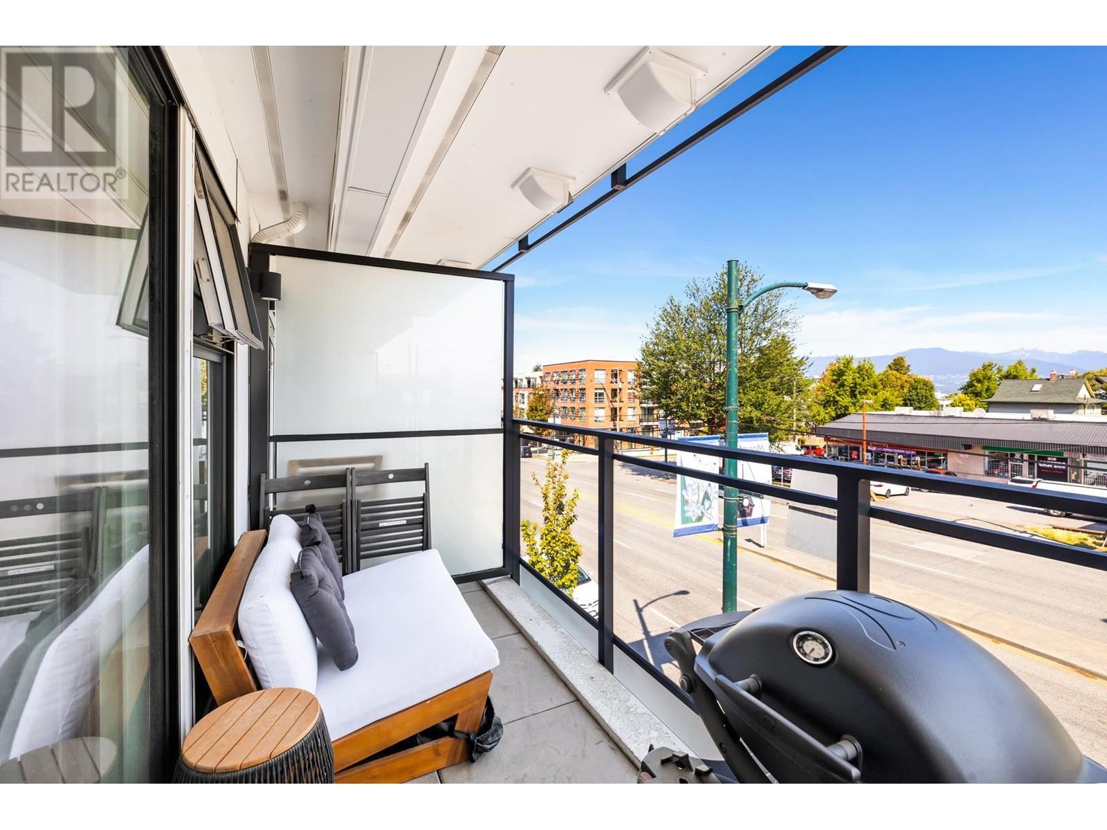 213 630 E Broadway, Vancouver, British Columbia  V5T 0J1 - Photo 3 - R2821404