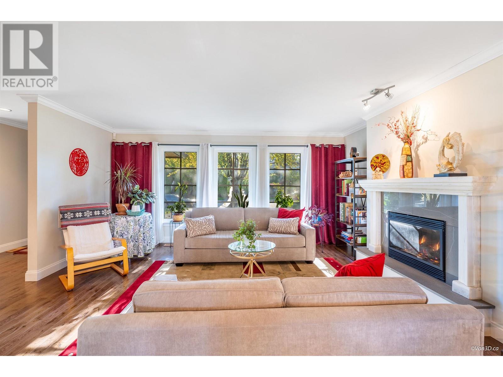 4075 Brandon Street, Burnaby, British Columbia  V5G 2P7 - Photo 4 - R2829915