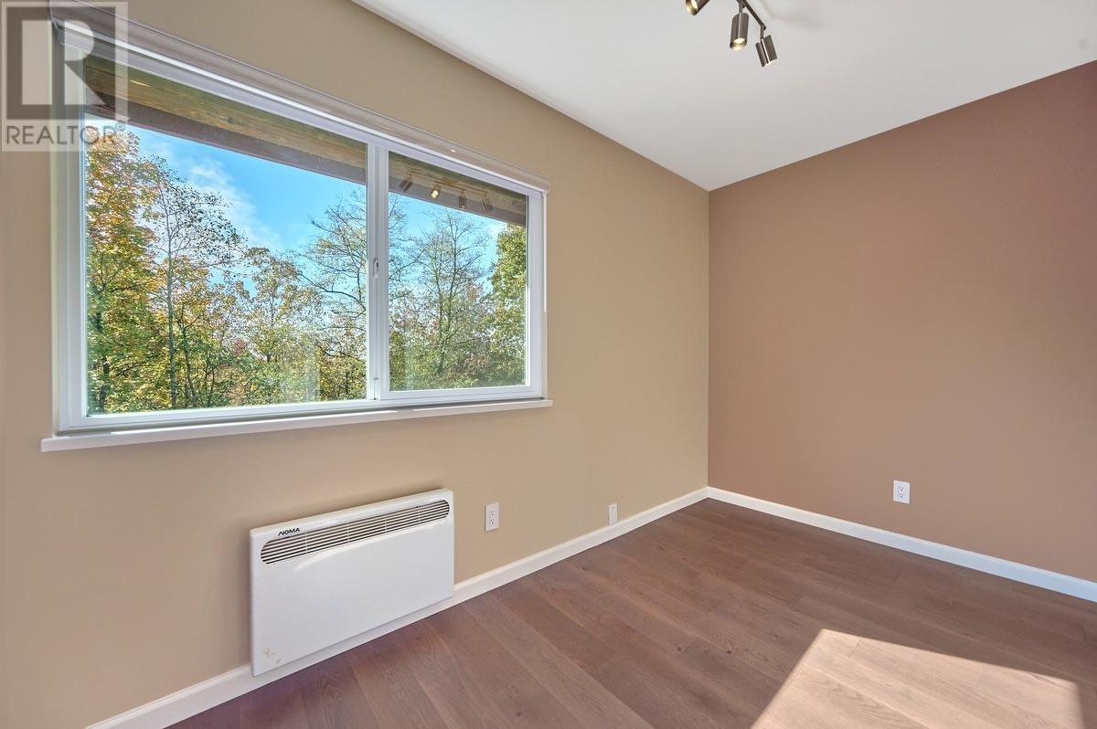 3404 Langford Avenue, Vancouver, British Columbia  V5S 4B7 - Photo 12 - R2823610