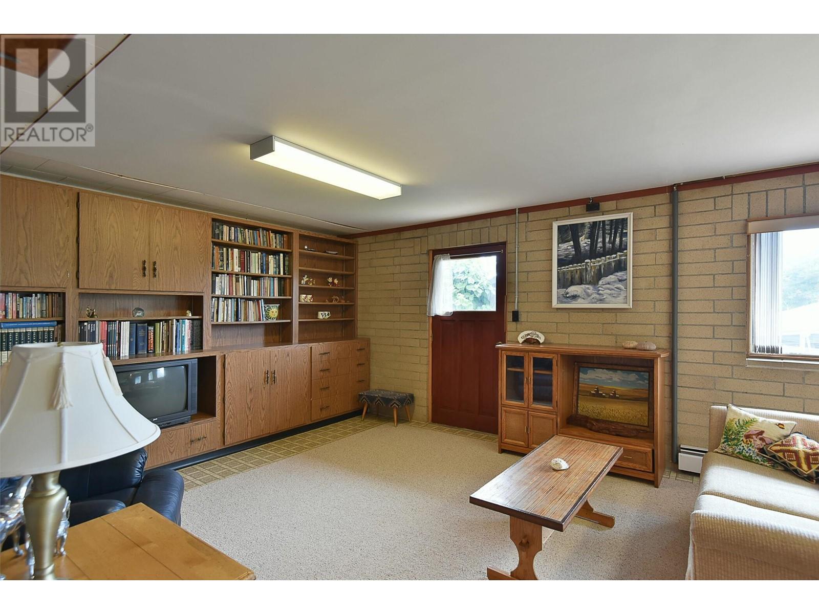 4815 Laurel Avenue, Sechelt, British Columbia  V7Z 0B5 - Photo 18 - R2816745