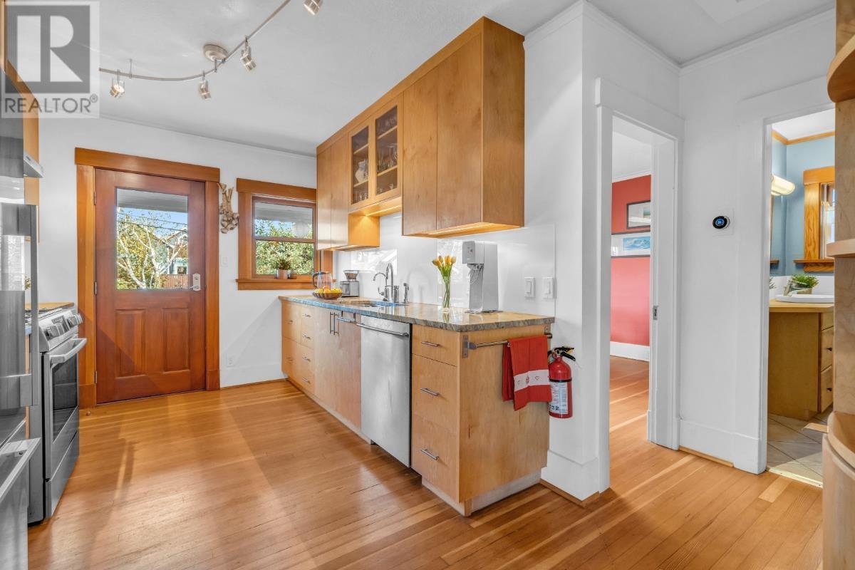3081 W 3rd Avenue, Vancouver, British Columbia  V6K 1M9 - Photo 11 - R2824823