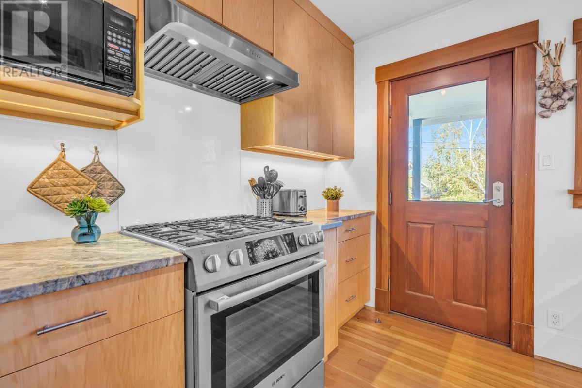 3081 W 3rd Avenue, Vancouver, British Columbia  V6K 1M9 - Photo 12 - R2824823