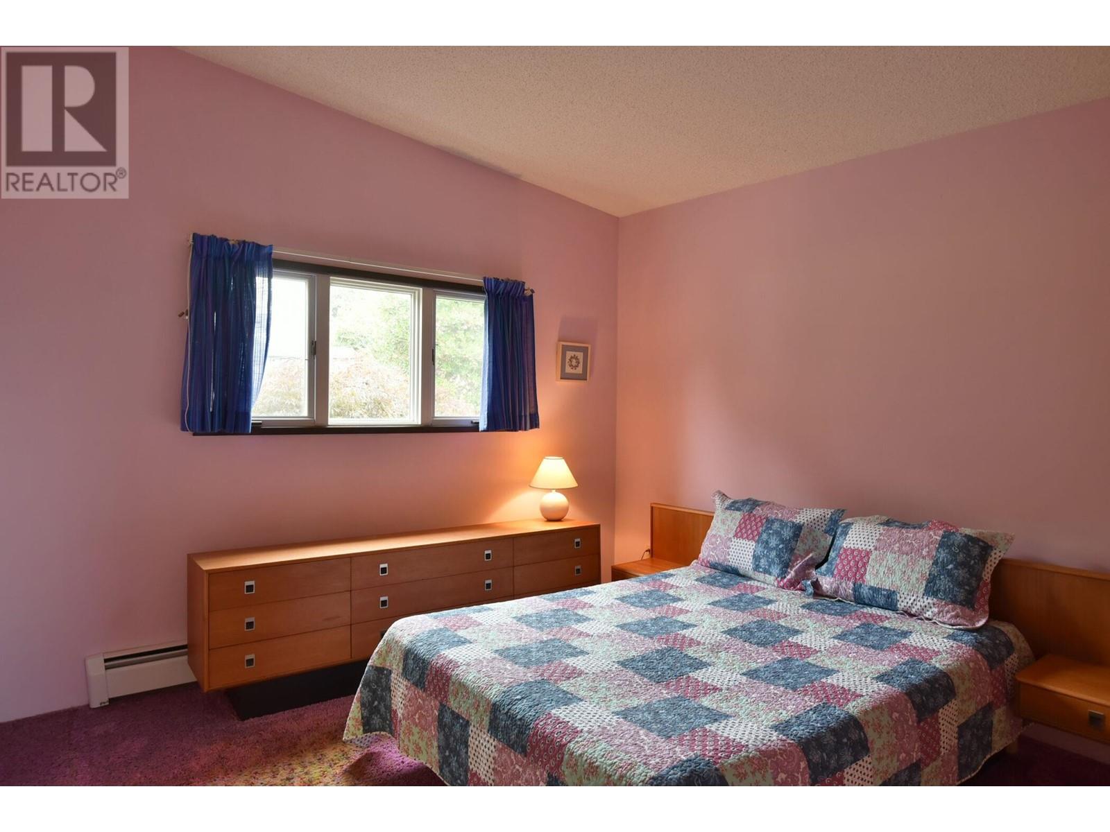 4815 Laurel Avenue, Sechelt, British Columbia  V7Z 0B5 - Photo 15 - R2816745