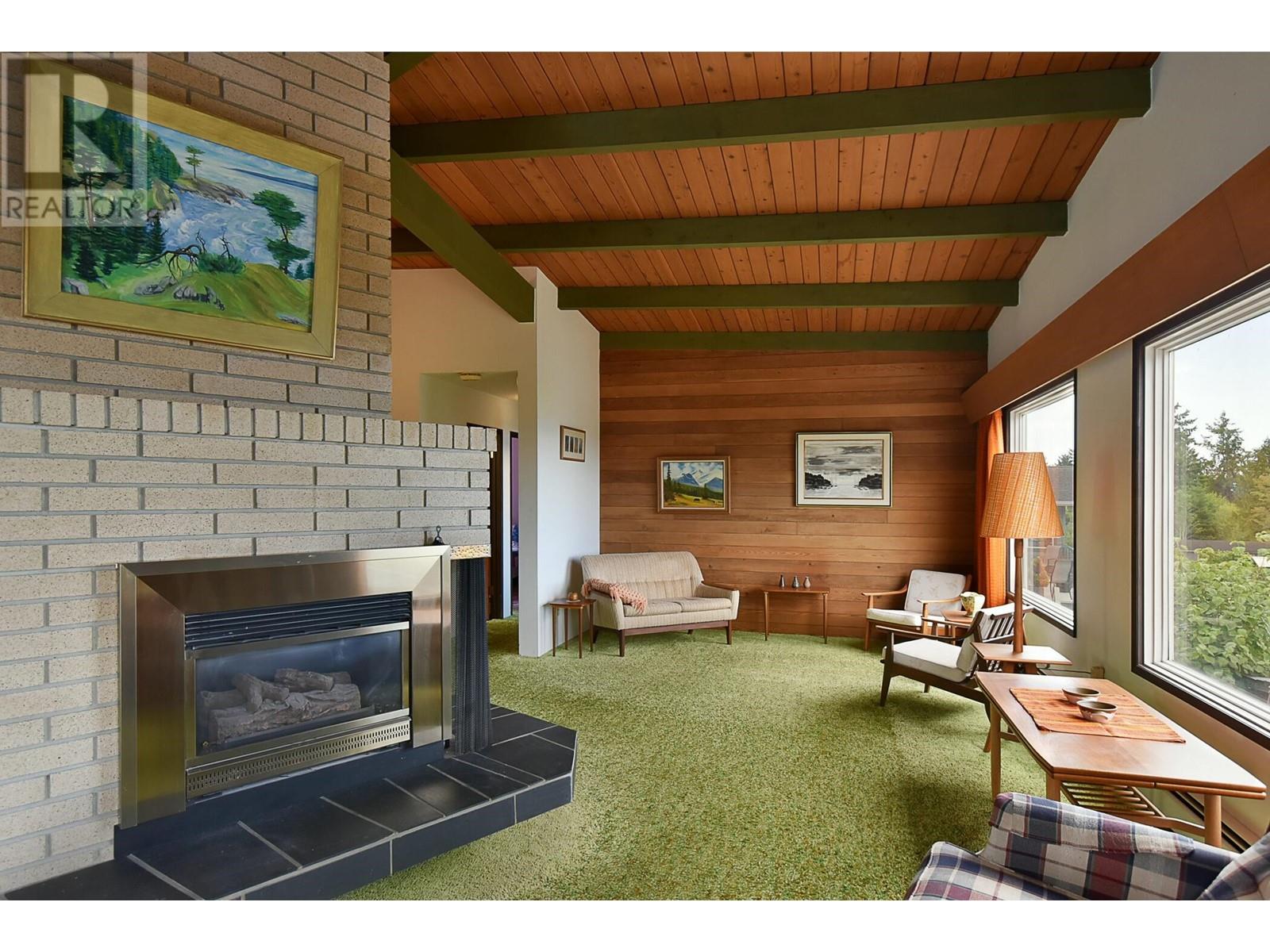 4815 Laurel Avenue, Sechelt, British Columbia  V7Z 0B5 - Photo 6 - R2816745