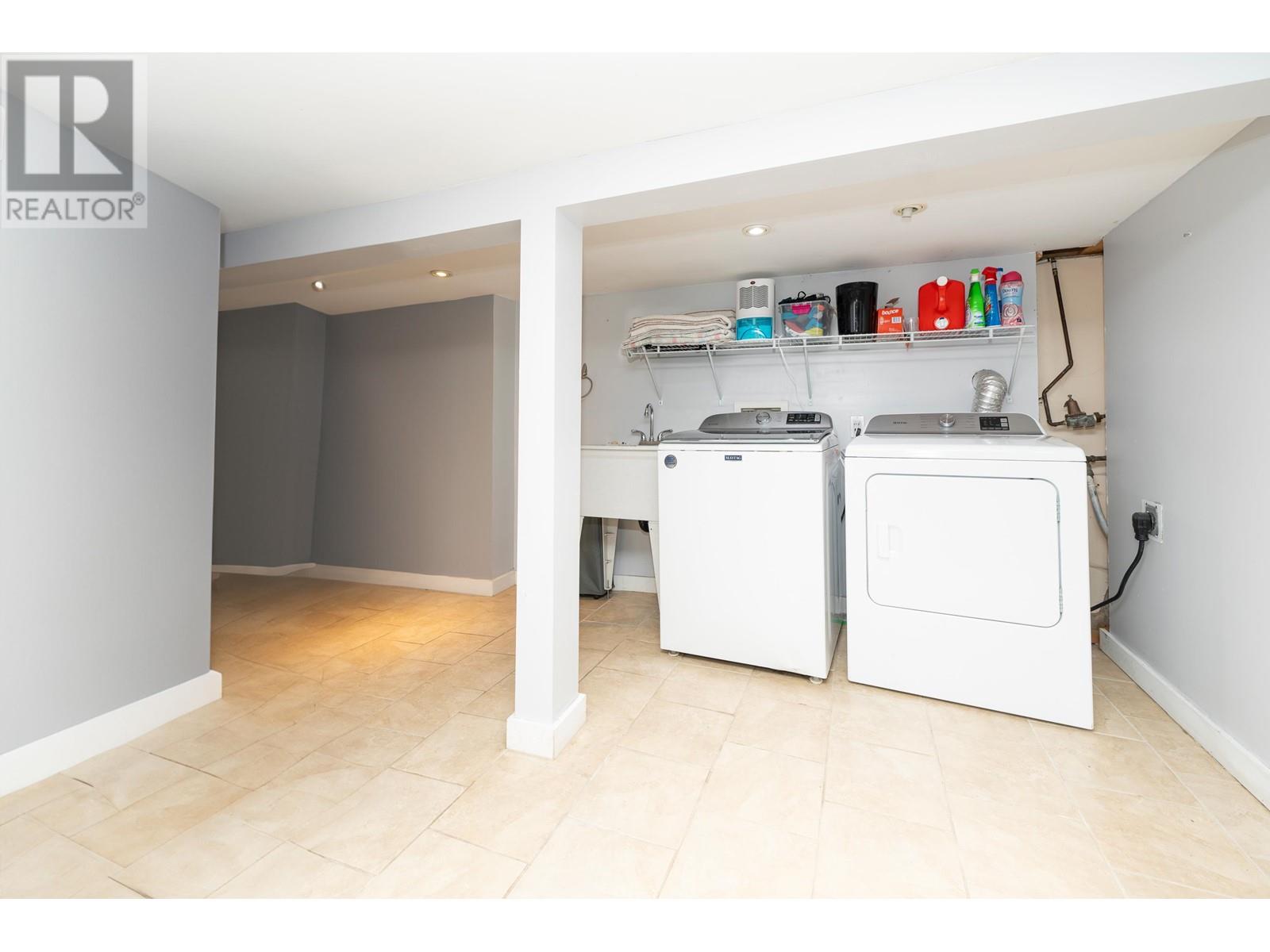 11641 212 Street, Maple Ridge, British Columbia  V2X 4Z6 - Photo 24 - R2829280