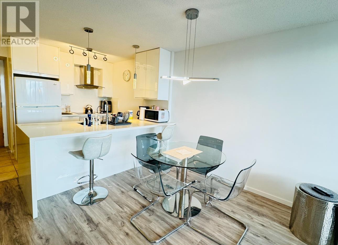 2305 1155 Seymour Street, Vancouver, British Columbia  V6B 3M7 - Photo 3 - R2828570