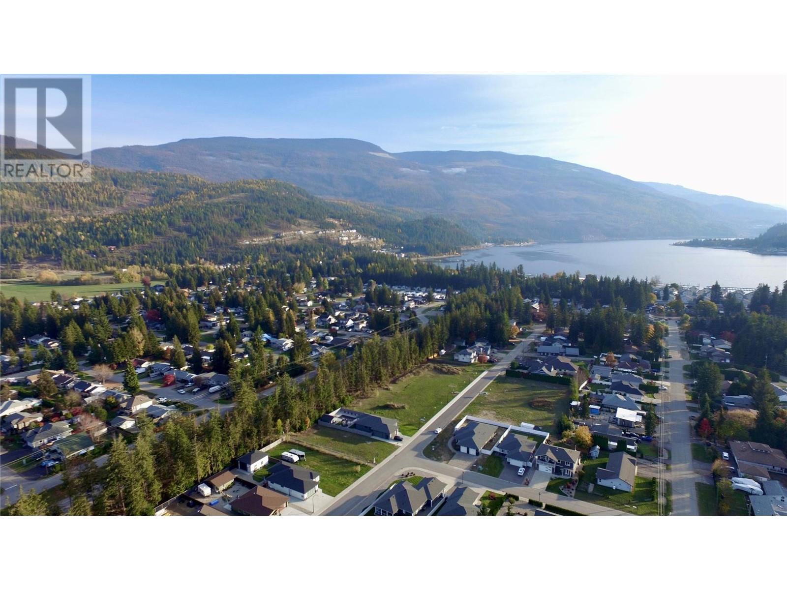 Lot 5 Hemlock South Crescent,, Sicamous, British Columbia  V0E 2V1 - Photo 19 - 10288120