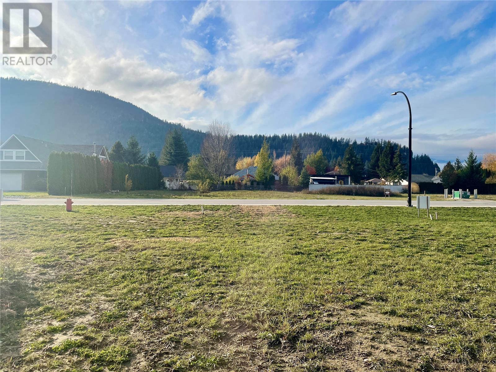 Lot 5 Hemlock South Crescent,, Sicamous, British Columbia  V0E 2V1 - Photo 8 - 10288120