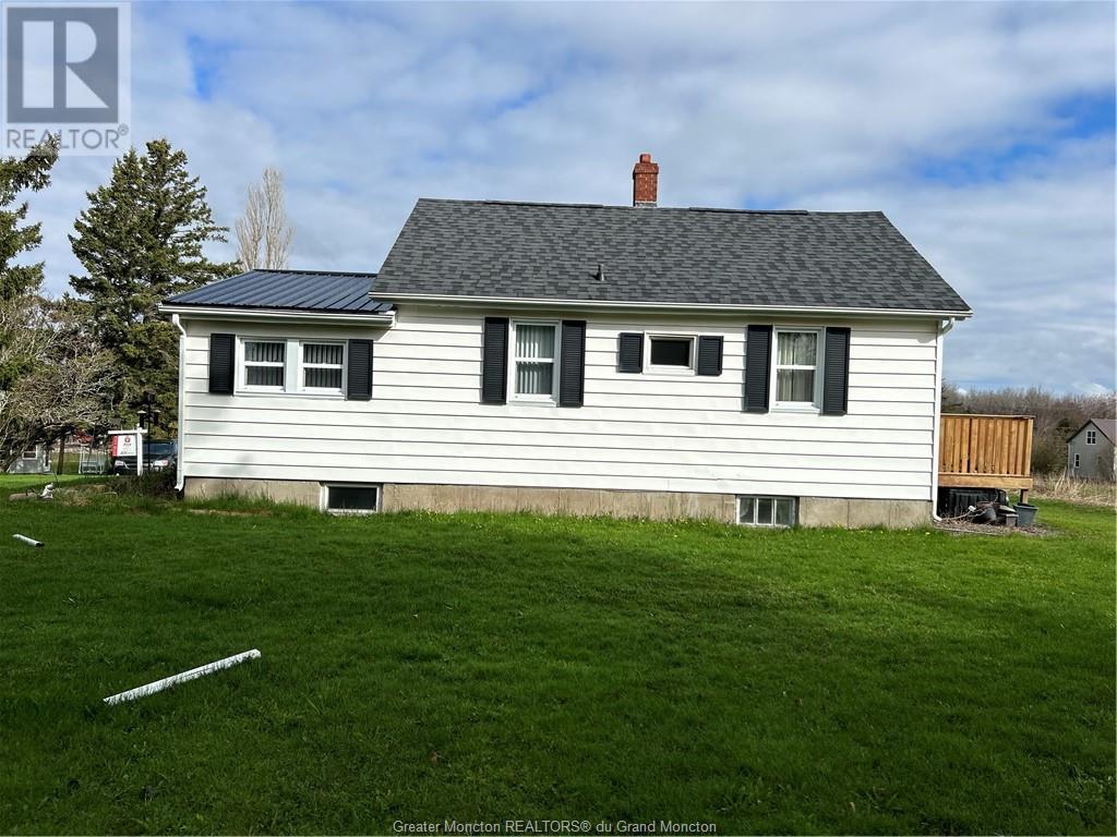 1636 Shediac Rd, Moncton, New Brunswick  E1A 7D4 - Photo 2 - M156086