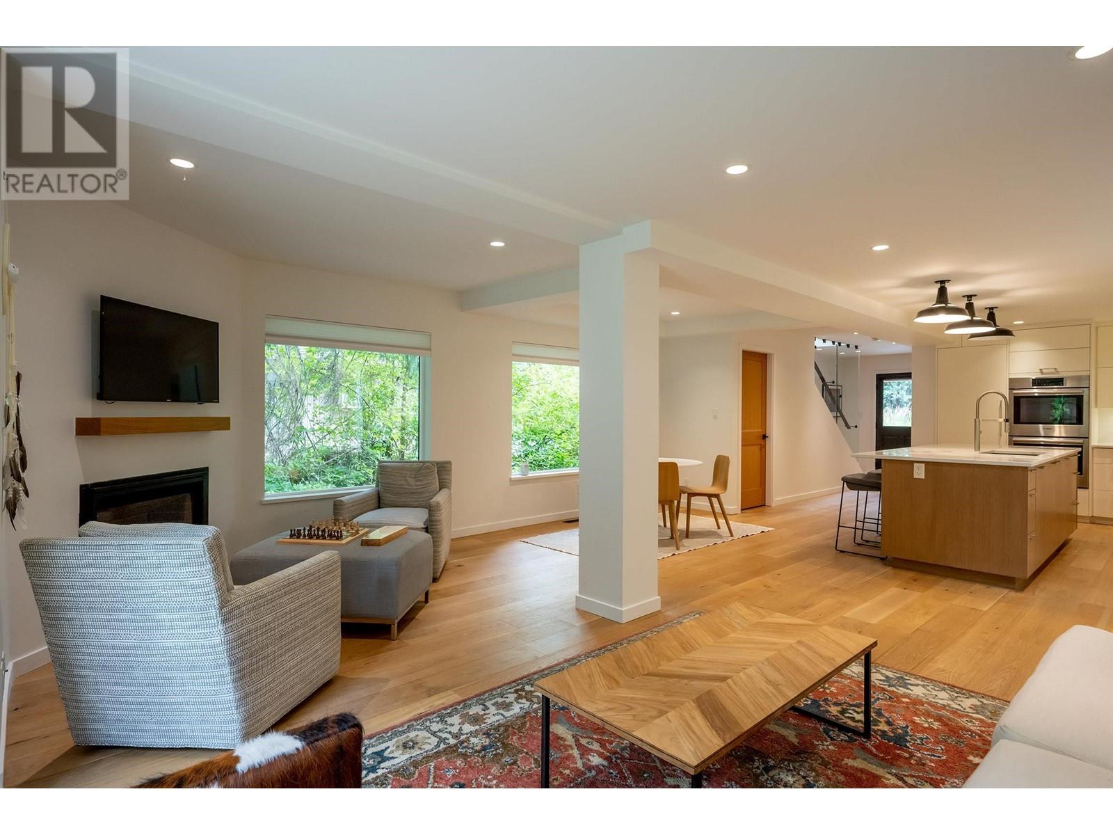 6737 Crabapple Drive, Whistler, British Columbia  V8E 0C5 - Photo 6 - R2807165