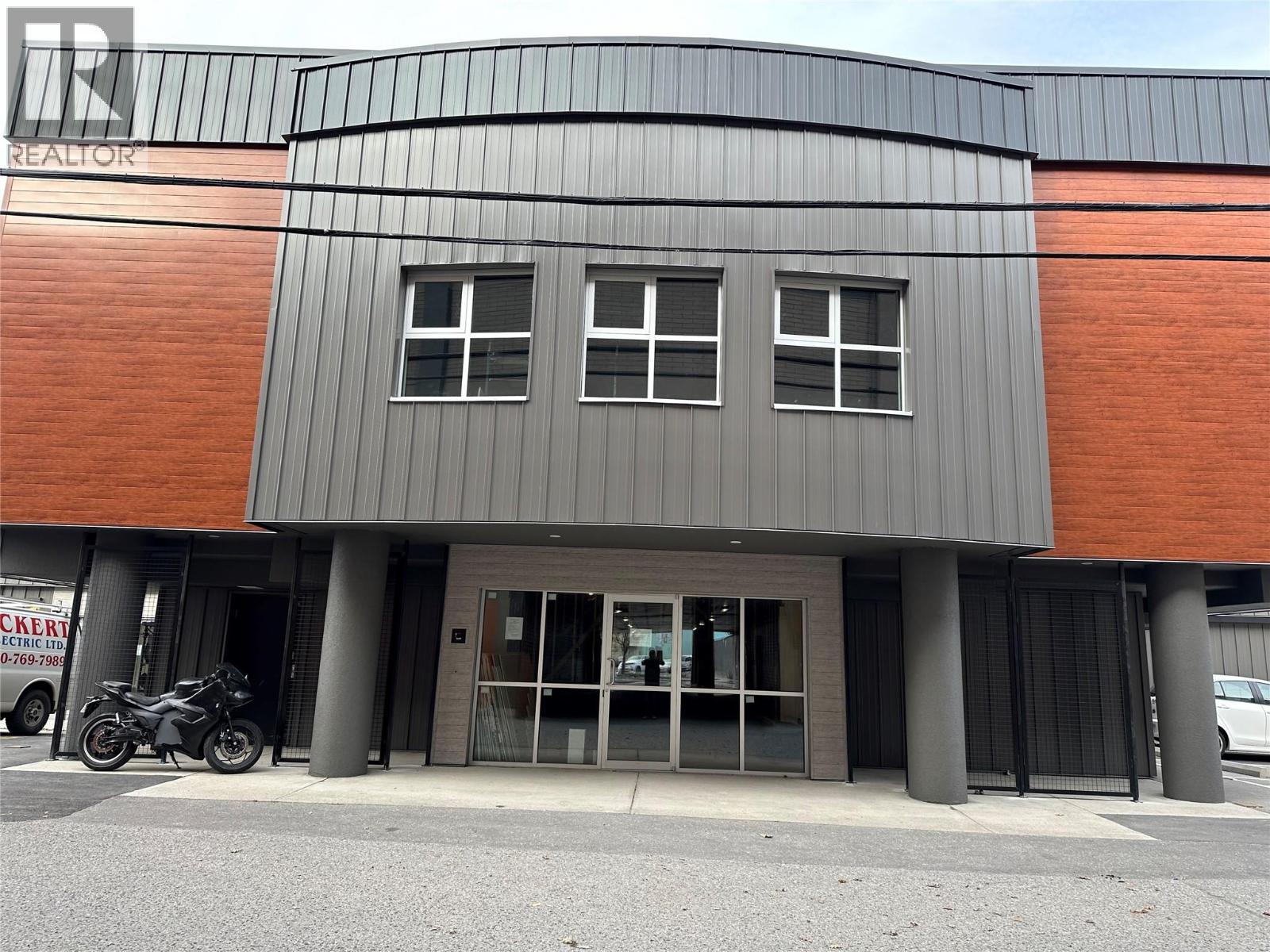 #204 352 Winnipeg Street,, Penticton, British Columbia  V2A 5M5 - Photo 1 - 201867