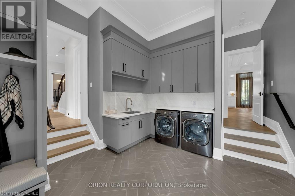 2217 Courrier Lane, Mississauga, Ontario  L5C 1V1 - Photo 12 - 40509282