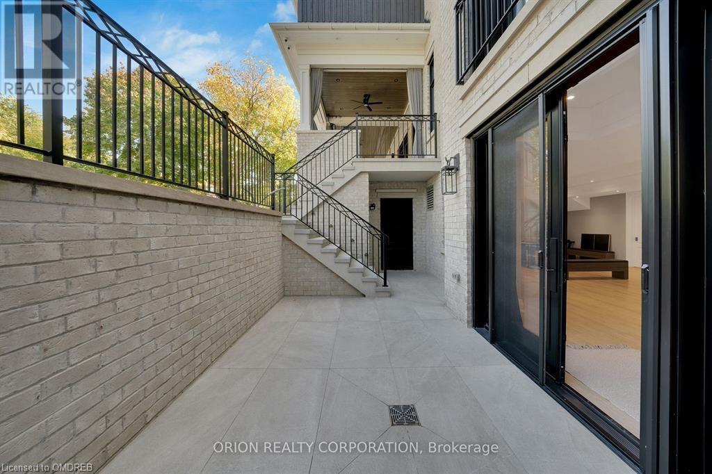 2217 Courrier Lane, Mississauga, Ontario  L5C 1V1 - Photo 32 - 40509282