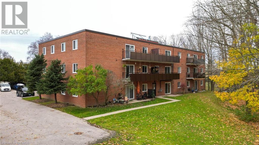 1825 6th Avenue W, Owen Sound, Ontario  N4K 5Y9 - Photo 4 - 40509075