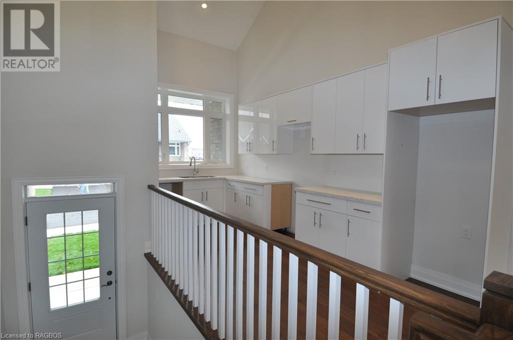 1685 9th Avenue E Unit 4, Owen Sound, Ontario N4K 3G5 (26264187) Ron