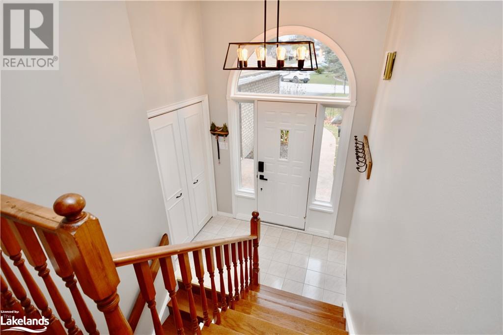 12 Bridle Road, Ontario L9M 1J5 (26264581)