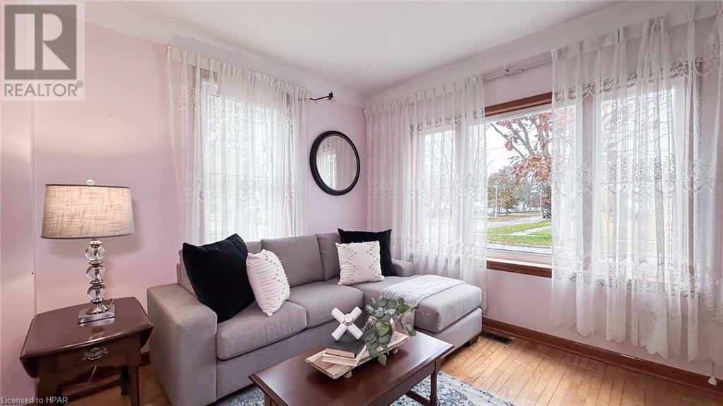 140 Stonehouse Street, Goderich, Ontario  N7A 1G9 - Photo 15 - 40510192