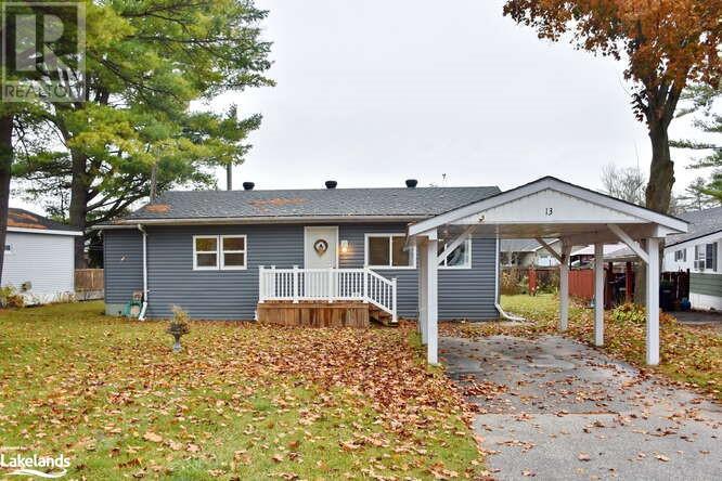 13 Shaw Street, Wasaga Beach, Ontario  L9Z 1K3 - Photo 2 - 40510840