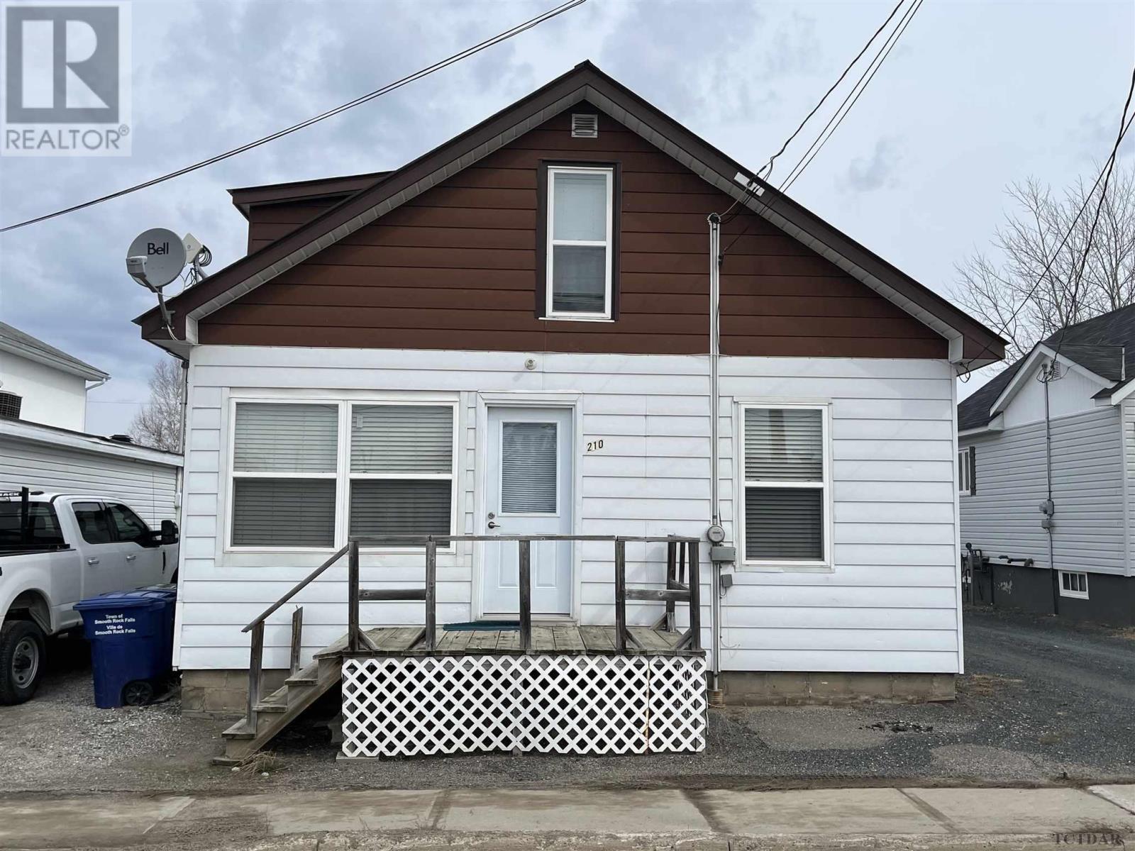 210 Main ST, smooth rock falls, Ontario