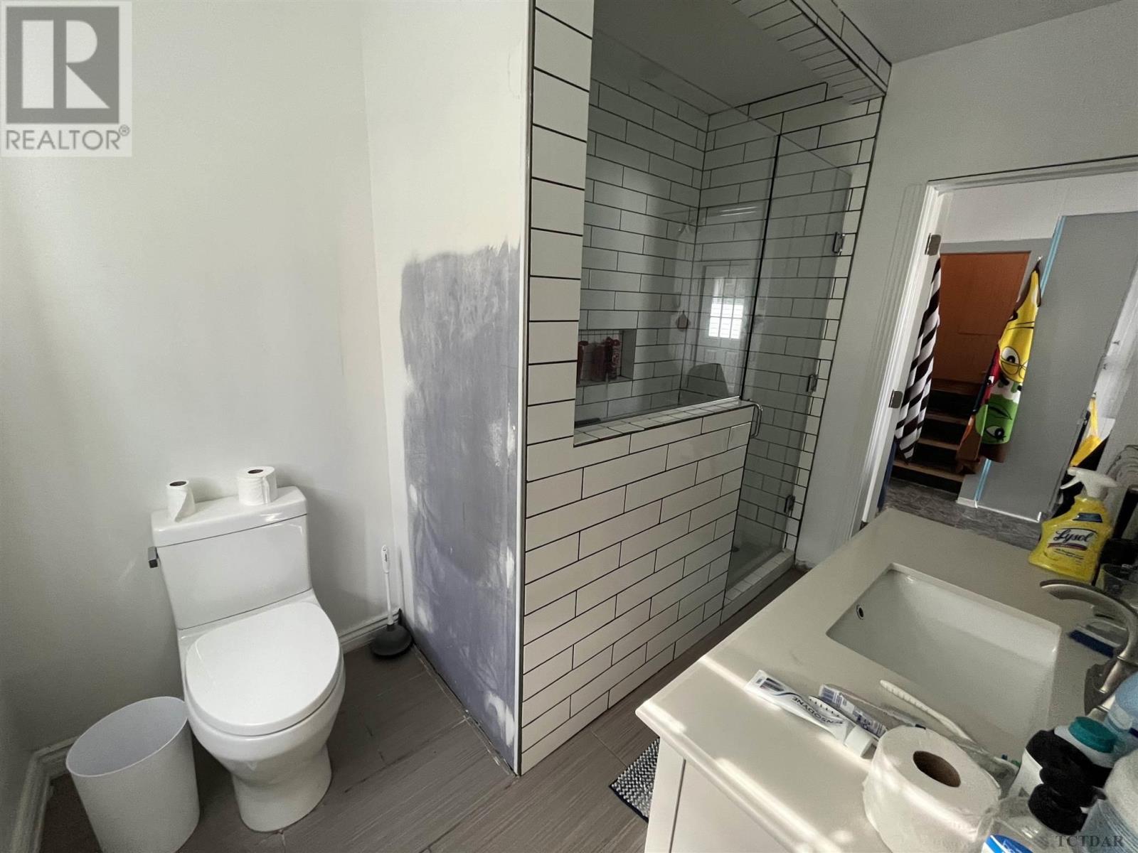 210 Main St, Smooth Rock Falls, Ontario  P0L 2B0 - Photo 12 - TM232206