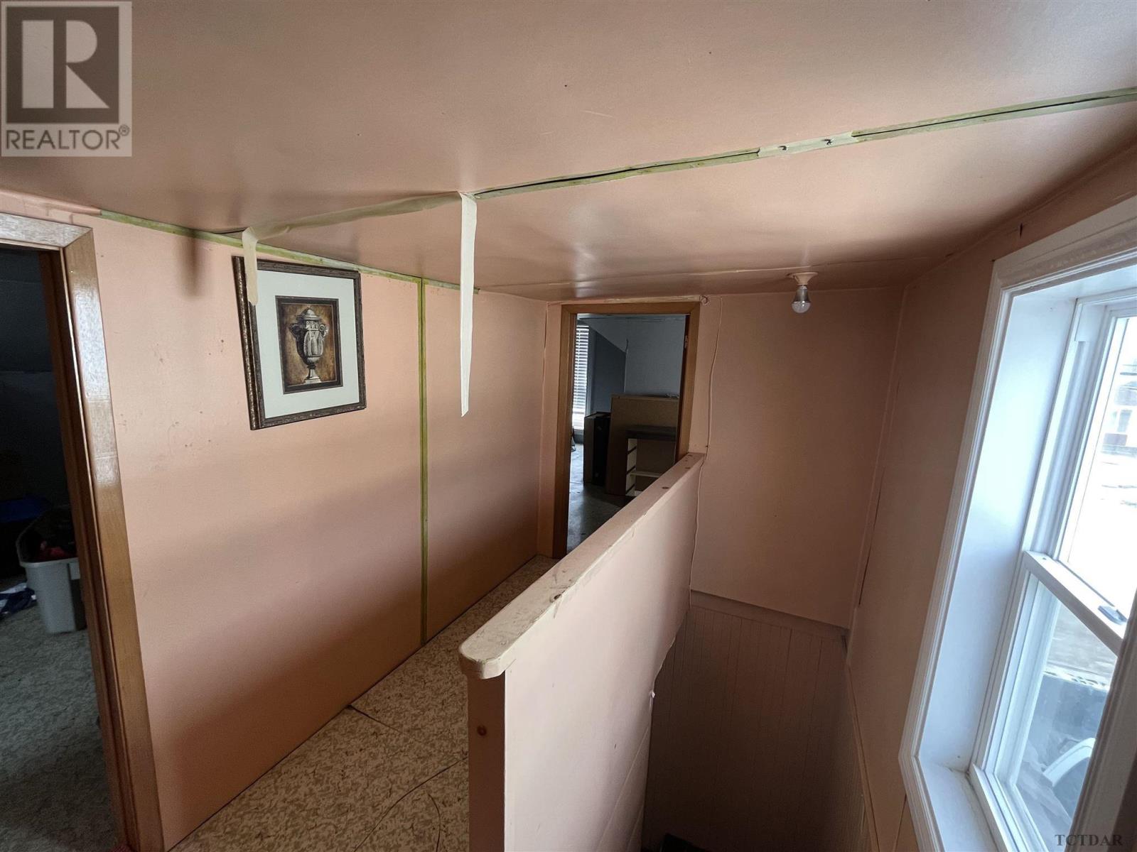 210 Main St, Smooth Rock Falls, Ontario  P0L 2B0 - Photo 20 - TM232206