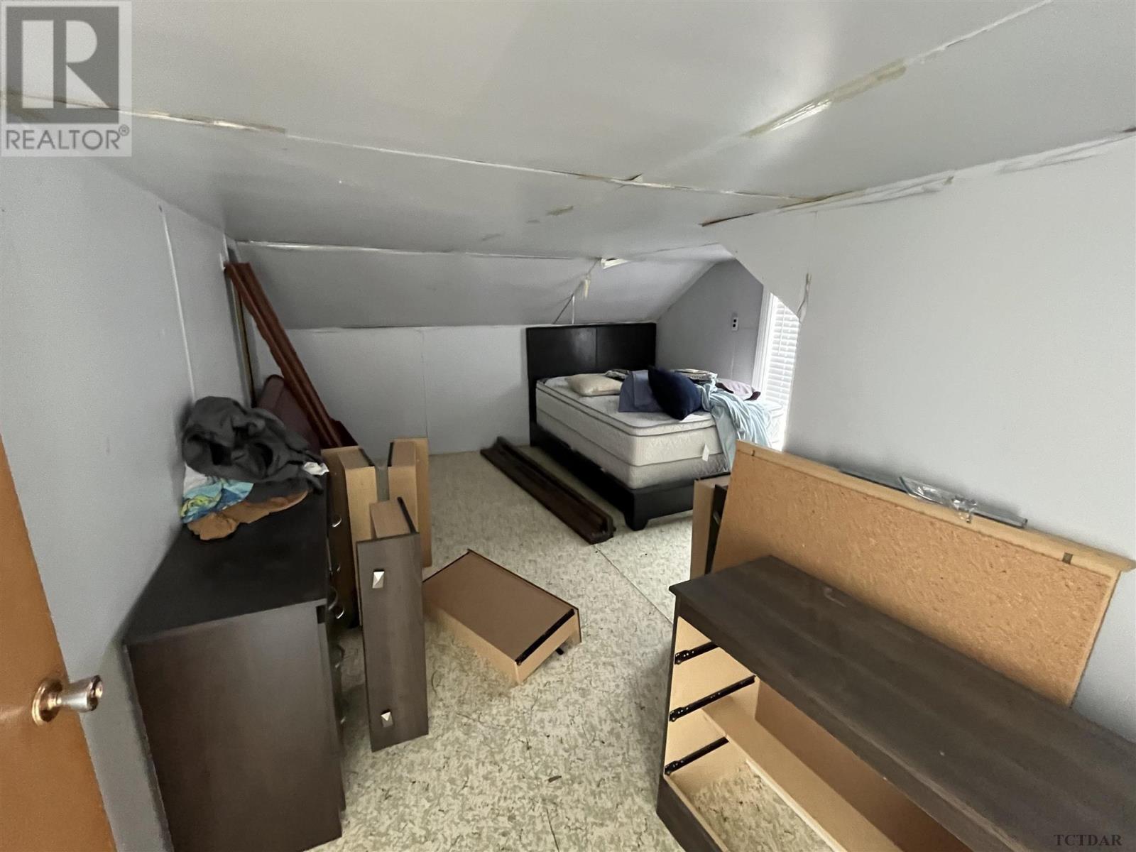 210 Main St, Smooth Rock Falls, Ontario  P0L 2B0 - Photo 24 - TM232206