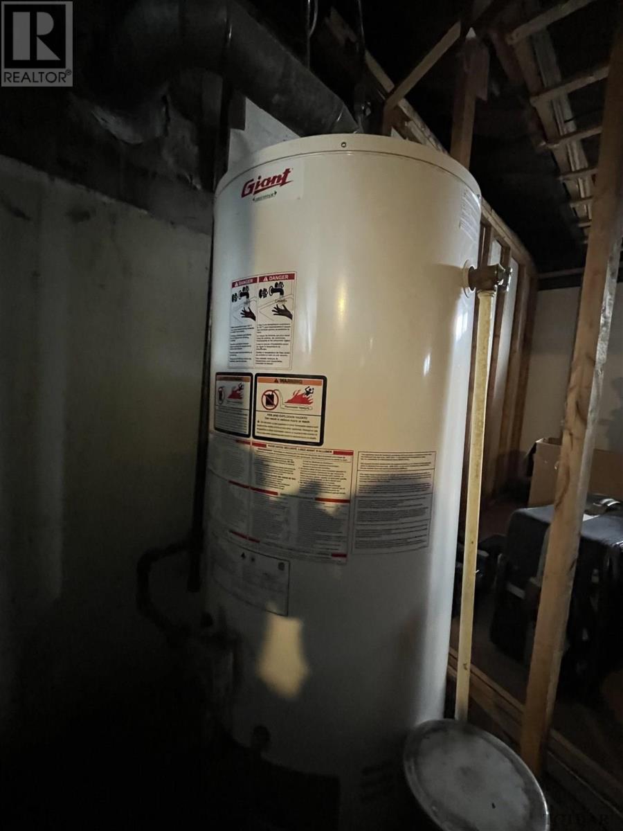 210 Main St, Smooth Rock Falls, Ontario  P0L 2B0 - Photo 33 - TM232206