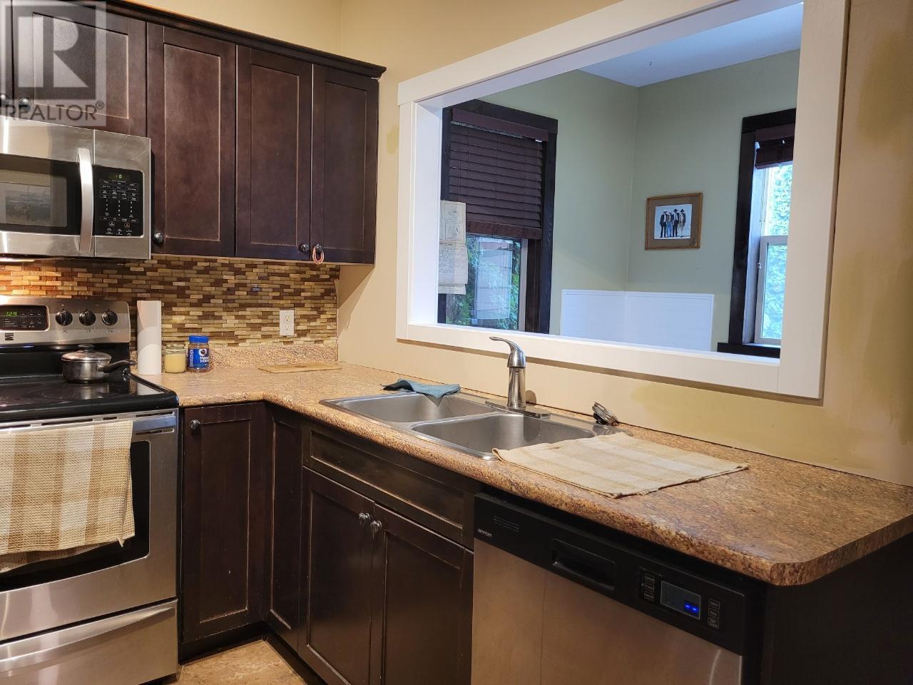 846 Okanagan Ave, Chase, British Columbia  V0E 1M0 - Photo 4 - 175718