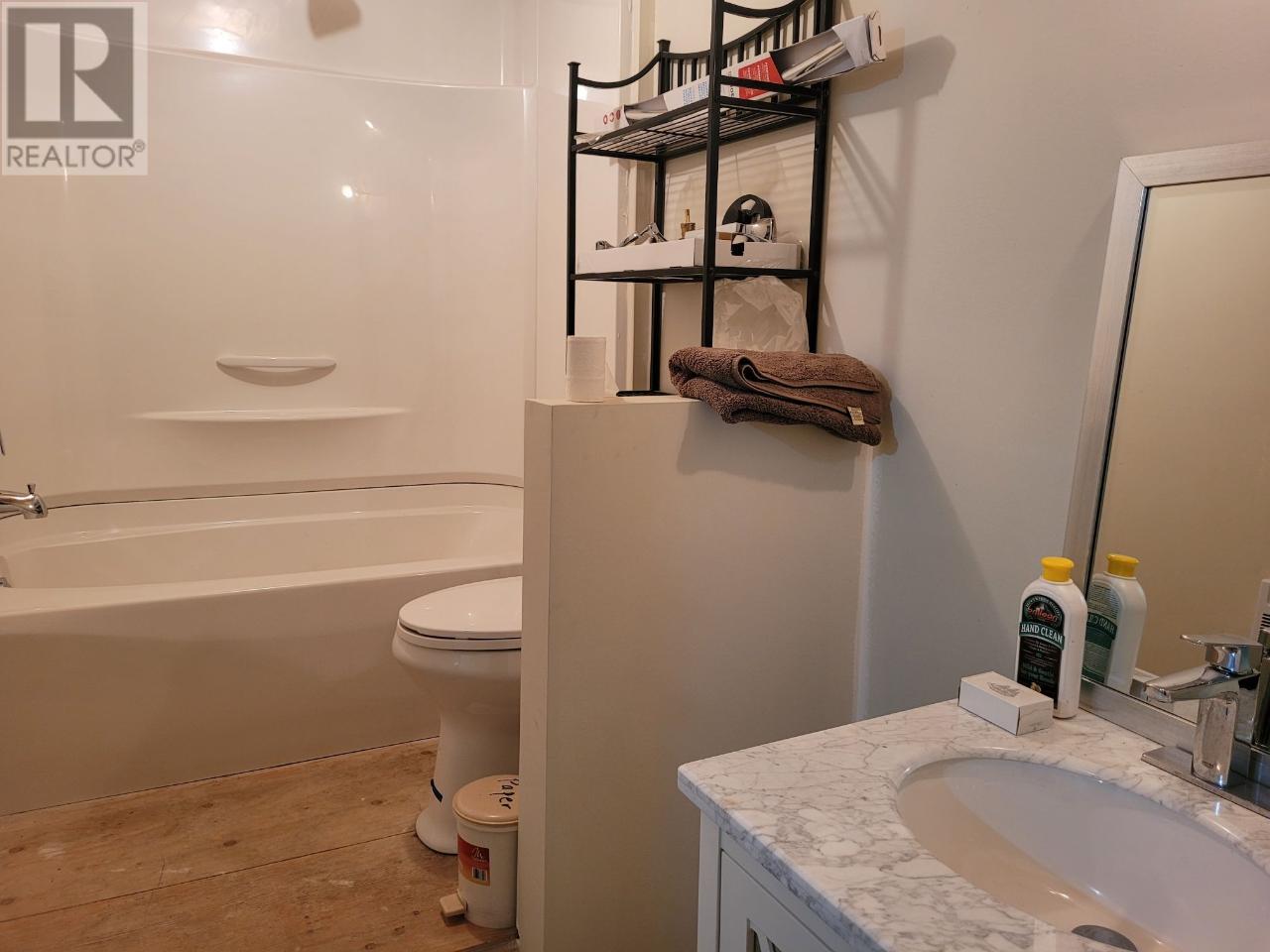 846 Okanagan Ave, Chase, British Columbia  V0E 1M0 - Photo 18 - 175718