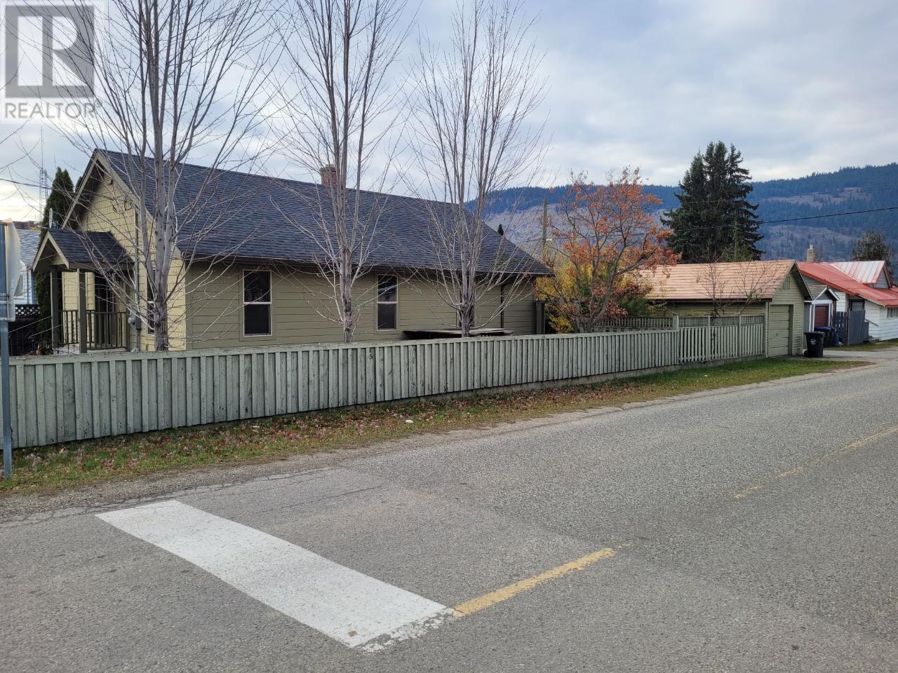 846 Okanagan Ave, Chase, British Columbia  V0E 1M0 - Photo 26 - 175718