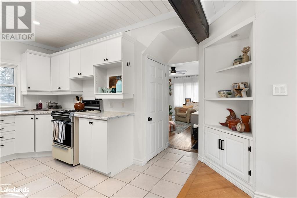 46 West Road, Huntsville, Ontario  P1H 1L2 - Photo 13 - 40512225