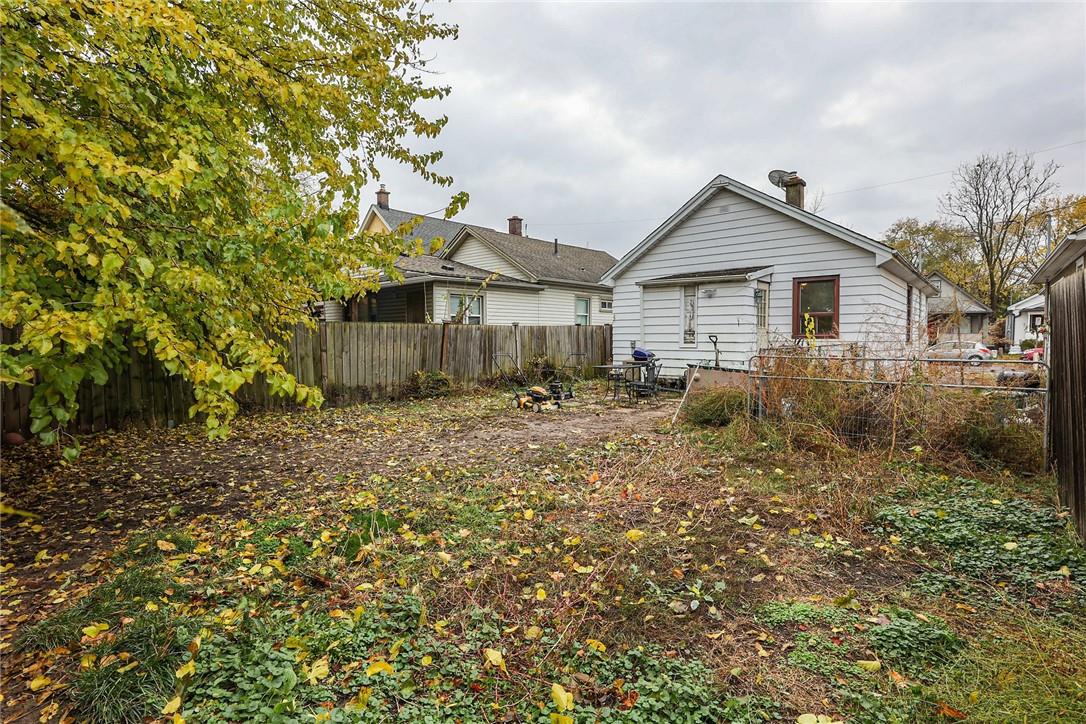 21 Trapnell Street, St. Catharines, Ontario  L2R 1B1 - Photo 16 - H4179689