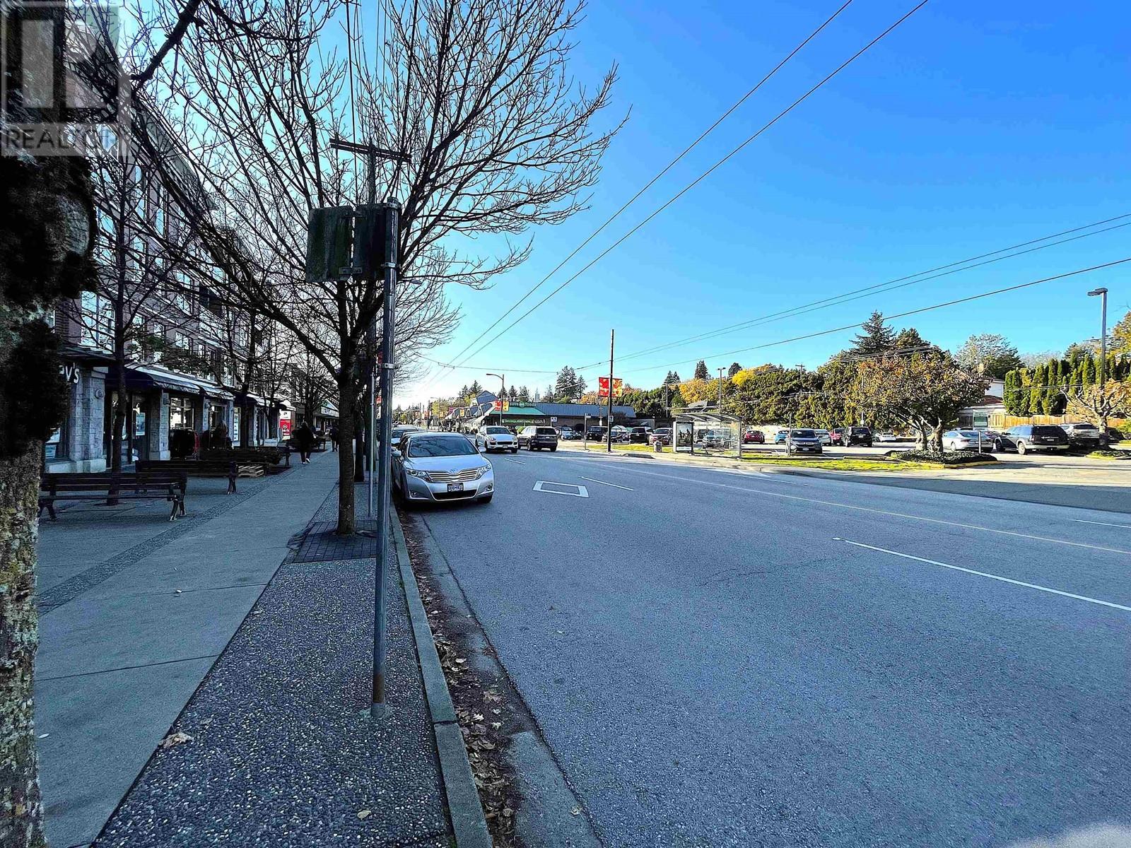 Listing Picture 4 of 8 : 3500 W 41ST AVENUE, Vancouver / 溫哥華 - 魯藝地產 Yvonne Lu Group - MLS Medallion Club Member