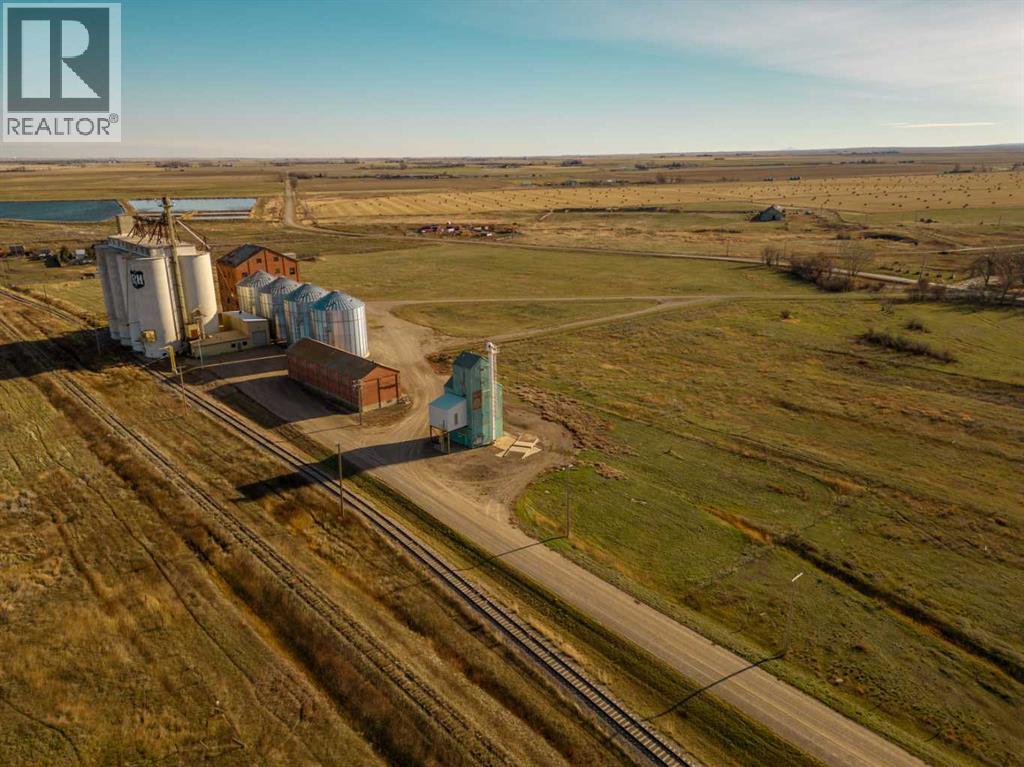 300 Railway Avenue, Raymond, Alberta  T0K 2L0 - Photo 2 - A2091195