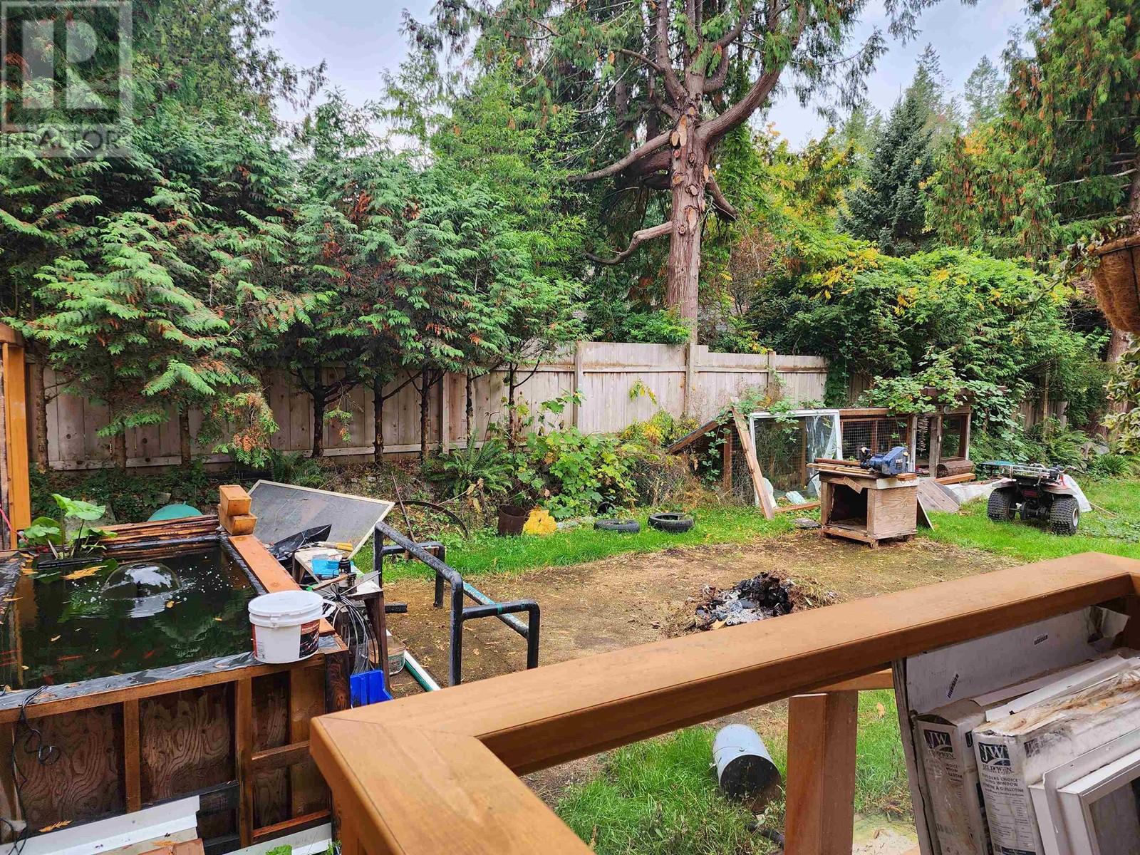 4517 Rondeview Road, Pender Harbour, British Columbia  V0N 2H1 - Photo 3 - R2832054