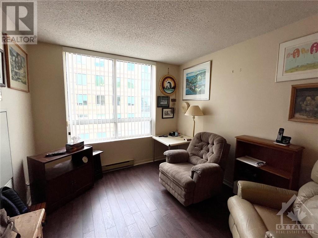 Photo 5 of listing located at 35 HOLLAND AVENUE UNIT#705
