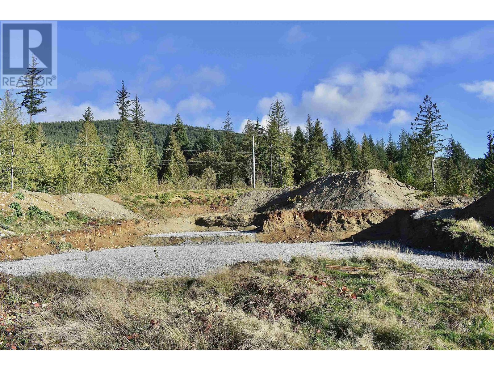 1846 Harman Road, Roberts Creek, British Columbia  V0N 2W5 - Photo 6 - R2832246