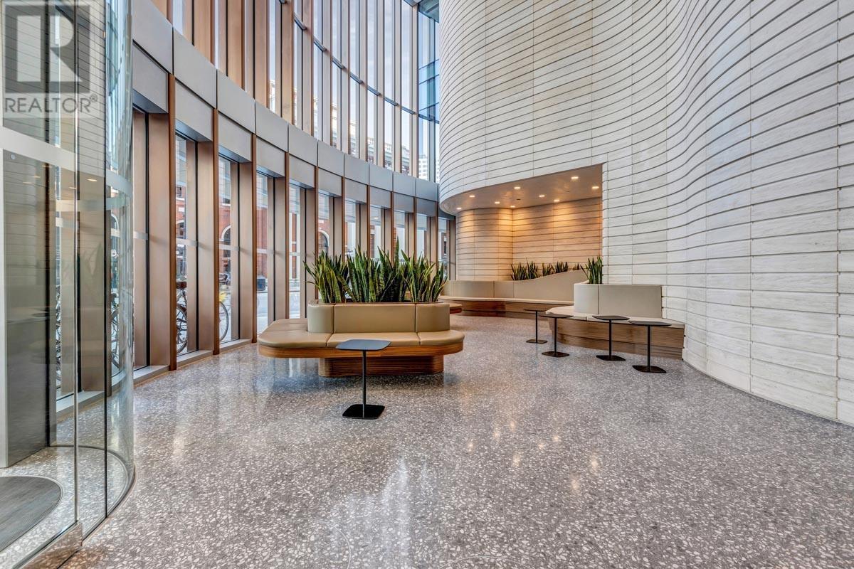 540 320 Granville Street, Vancouver, British Columbia  V6B 0G5 - Photo 4 - C8055730